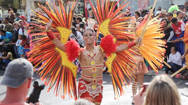 Island of São Vicente: "Land of peace, land of joy"